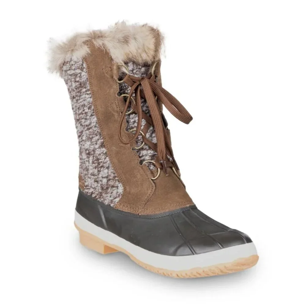 NEW - Bearpaw Women's Esme Boots - Size 8